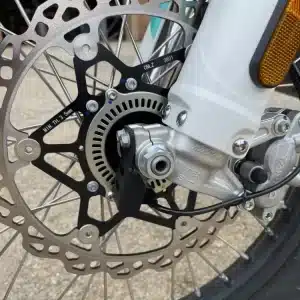 Protection capteur ABS avant MOTOBOXER